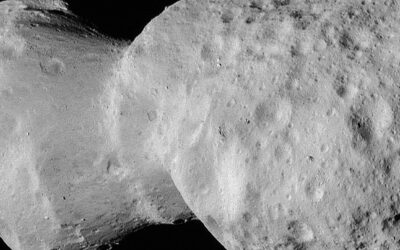 Misión Lucy de la NASA revela un asteroide tambaleante con forma de maní