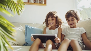 Juegos digitales y tradicionales producen el mismo efecto en la atención de los niños, según un estudio