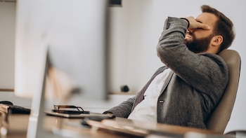 Palpitaciones, mareos y falta de aire: cómo se dispara el ciclo de la ansiedad y qué hacer para frenarlo